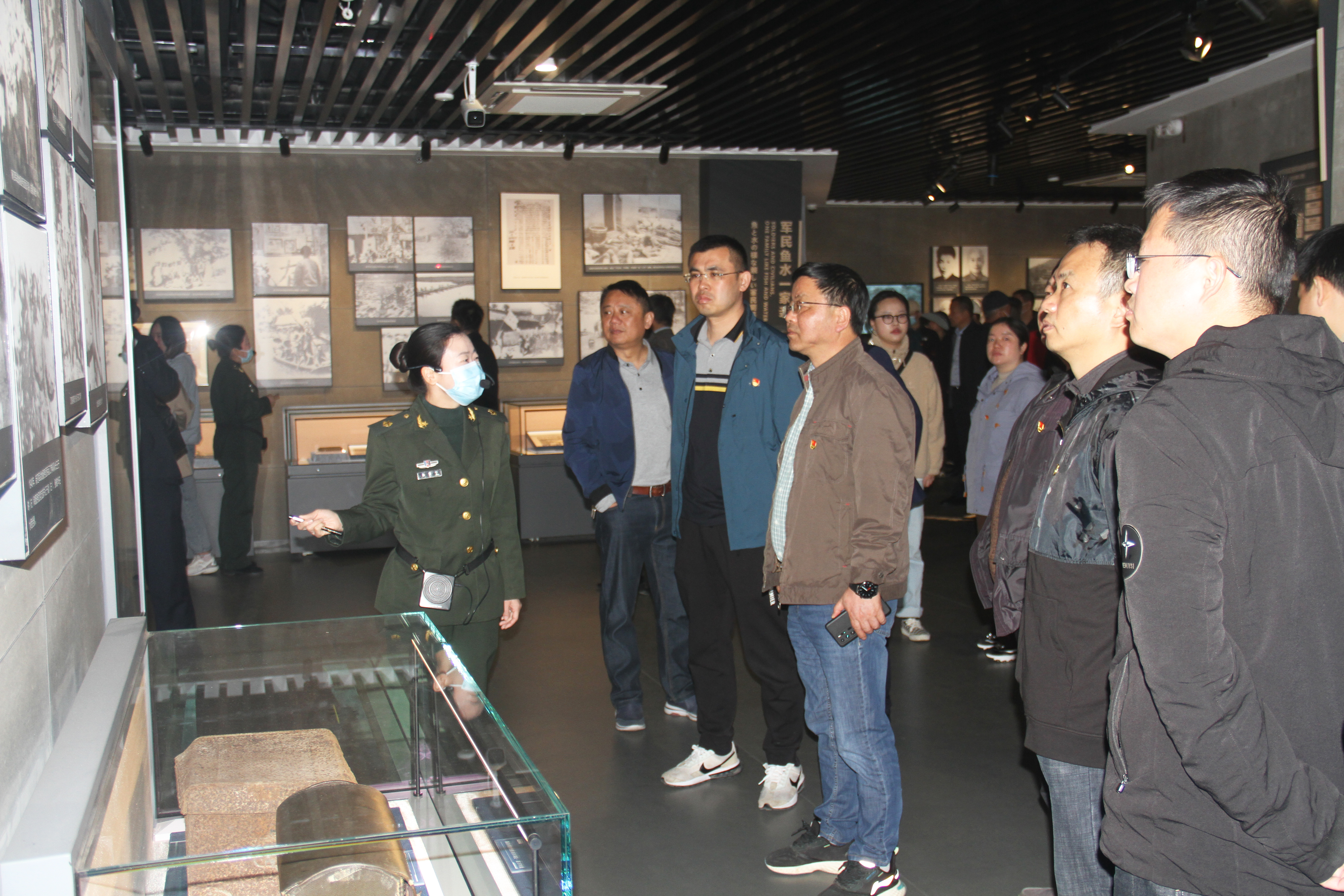 2.在新四军江南指挥部纪念馆进行参观学习1.jpg 2.在新四军江南指挥部纪念馆进行参观学习1.jpg